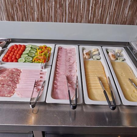 Hotel Ganslhof - Adults Only Залцбург Екстериор снимка