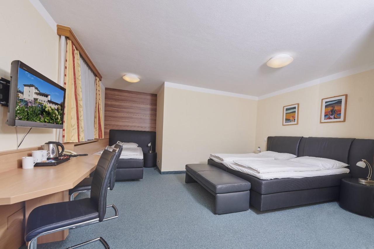 Hotel Ganslhof - Adults Only Залцбург Екстериор снимка